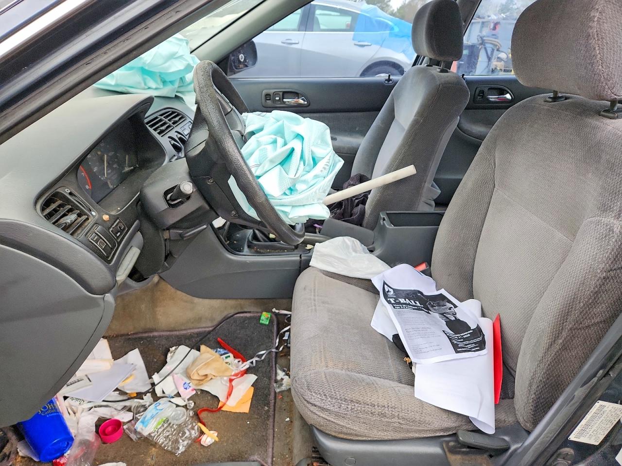 1997 HONDA ACCORD LX photo 13
