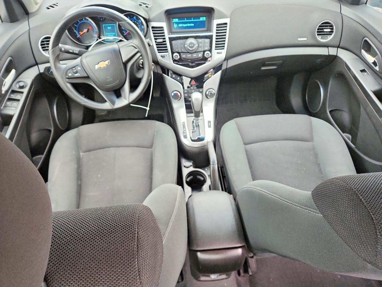 2011 CHEVROLET CRUZE LT photo 8