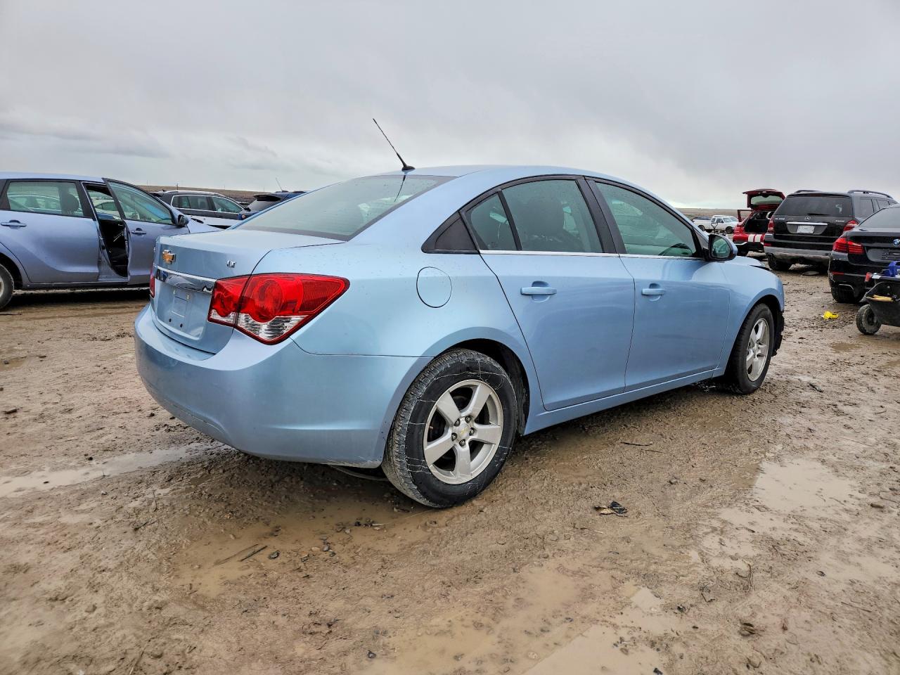 2011 CHEVROLET CRUZE LT photo 3