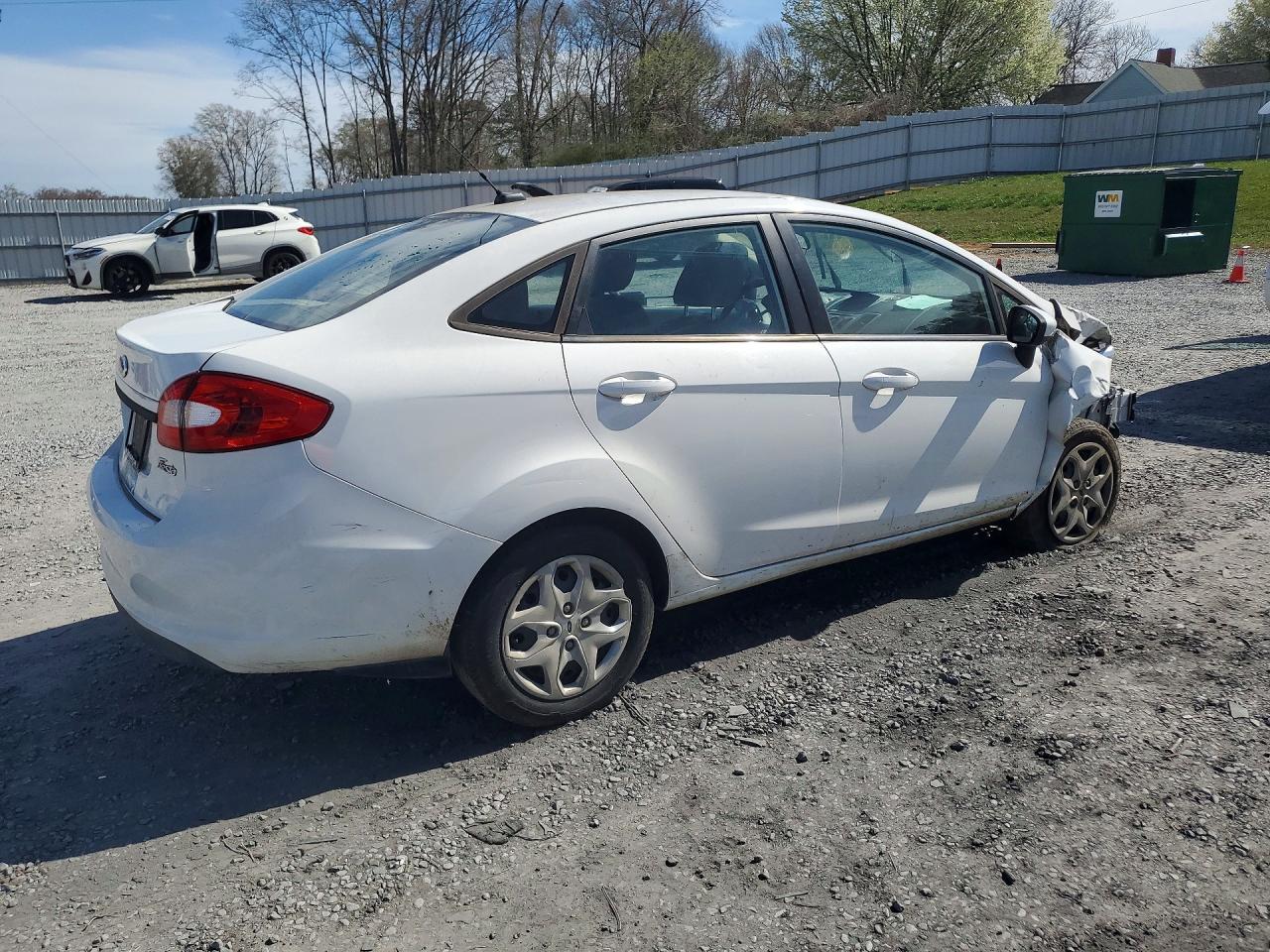 2011 FORD FIESTA SE photo 5