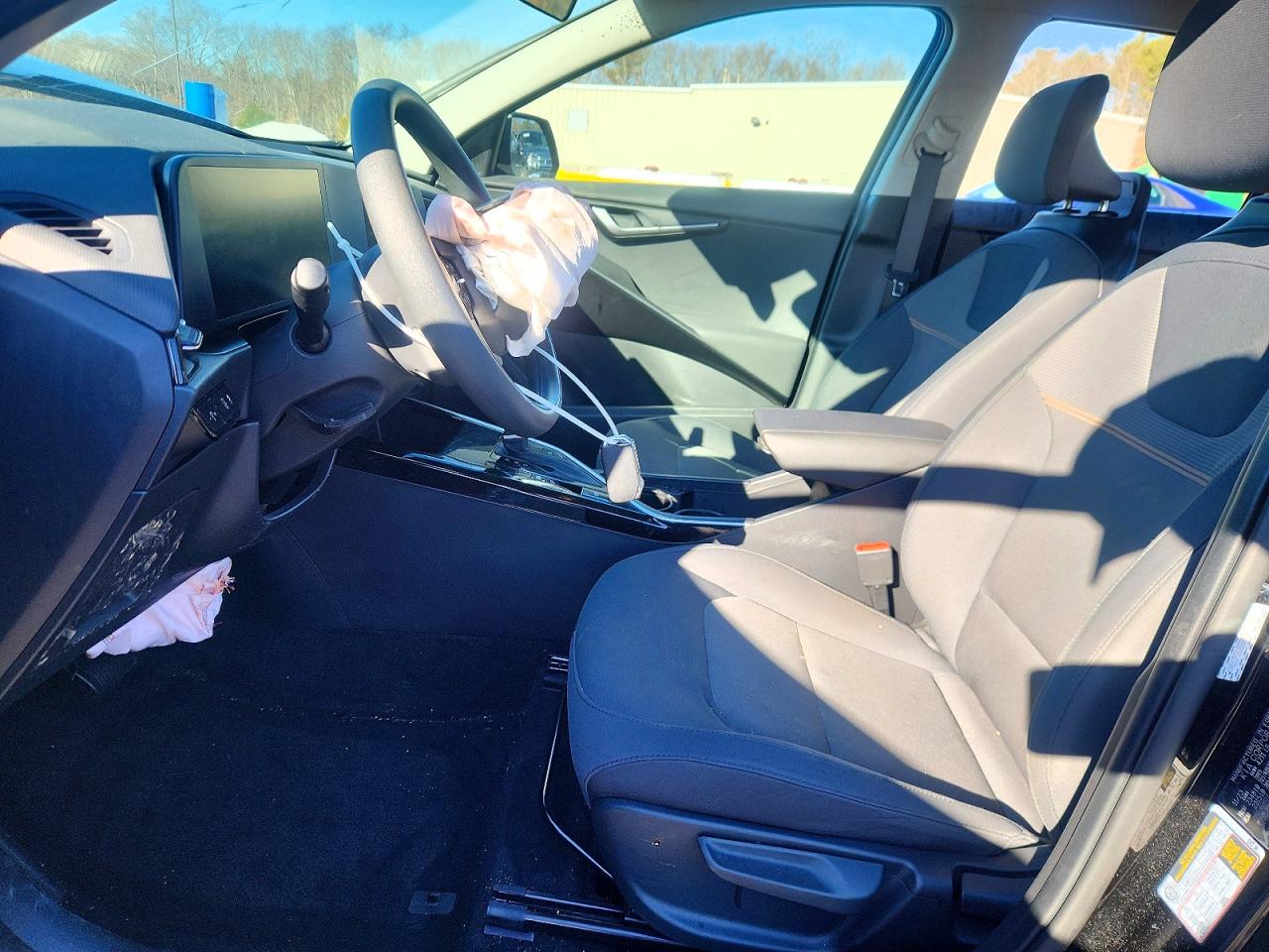 2024 KIA NIRO LX photo 7