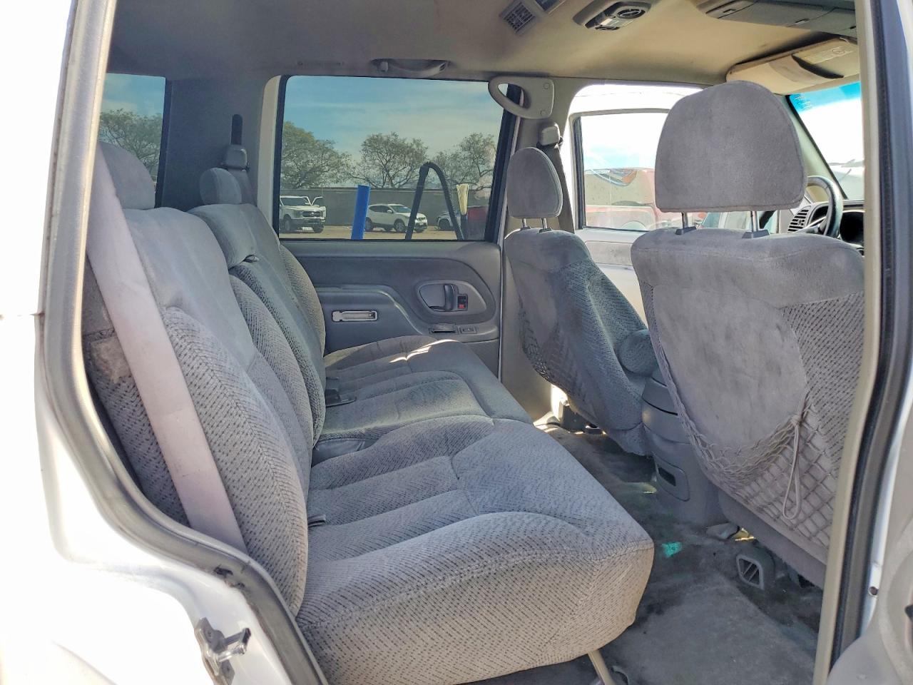 1999 CHEVROLET TAHOE C1500 photo 11