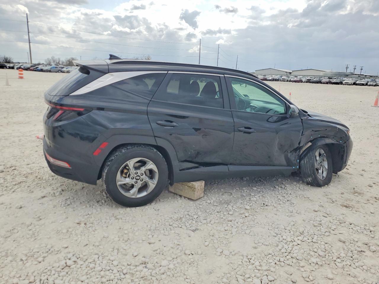 2023 HYUNDAI TUCSON SEL photo 3