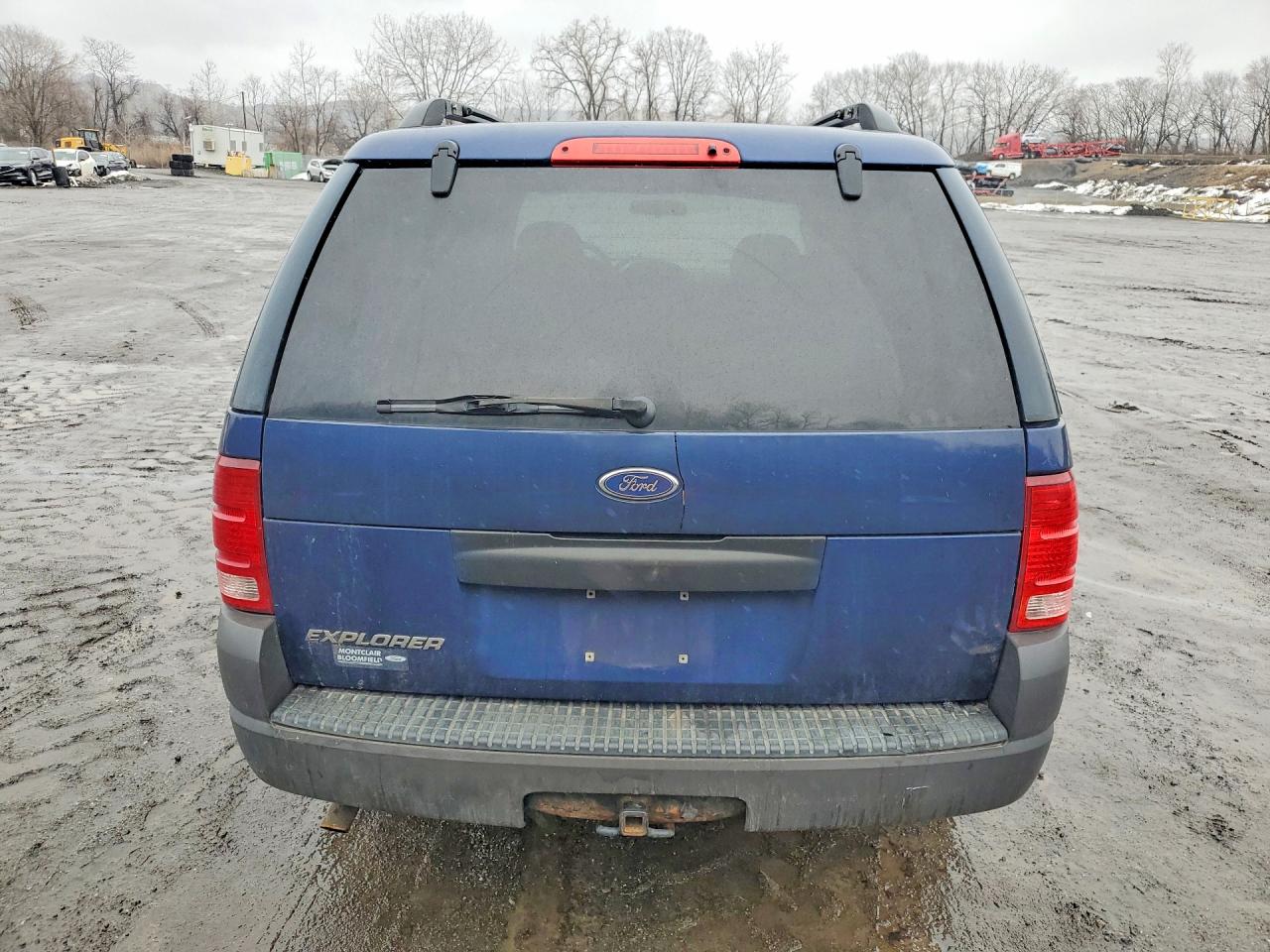 2004 FORD EXPLORER photo 16