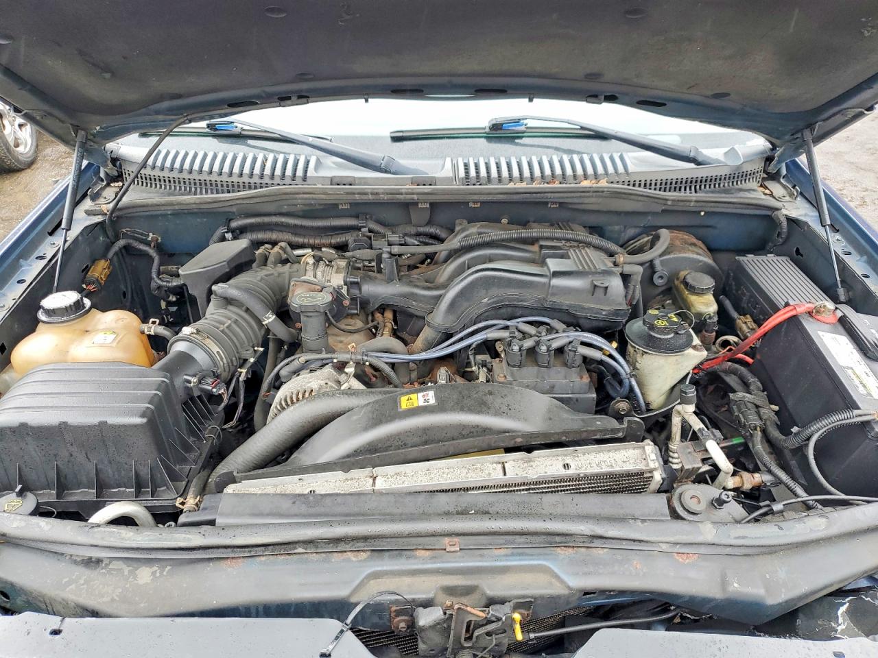 2004 FORD EXPLORER photo 34