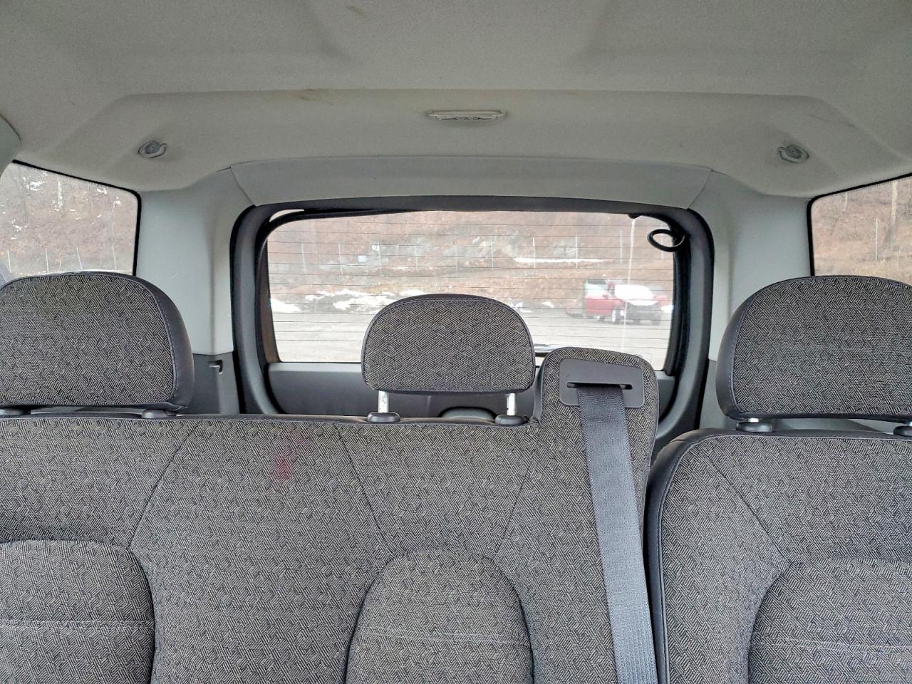 2004 FORD EXPLORER photo 28