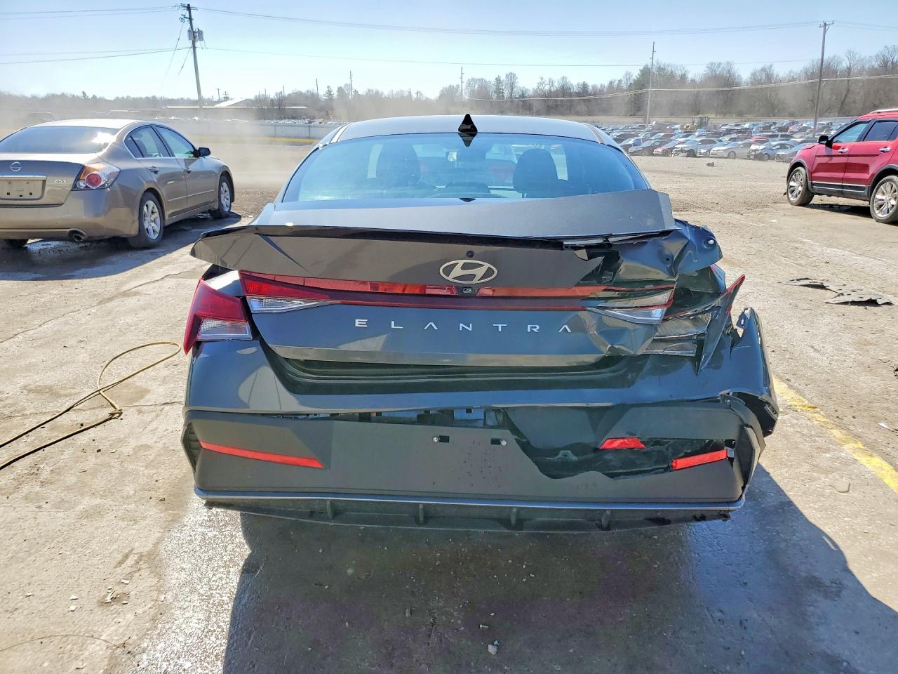 2025 HYUNDAI ELANTRA SEL SPORT photo 6