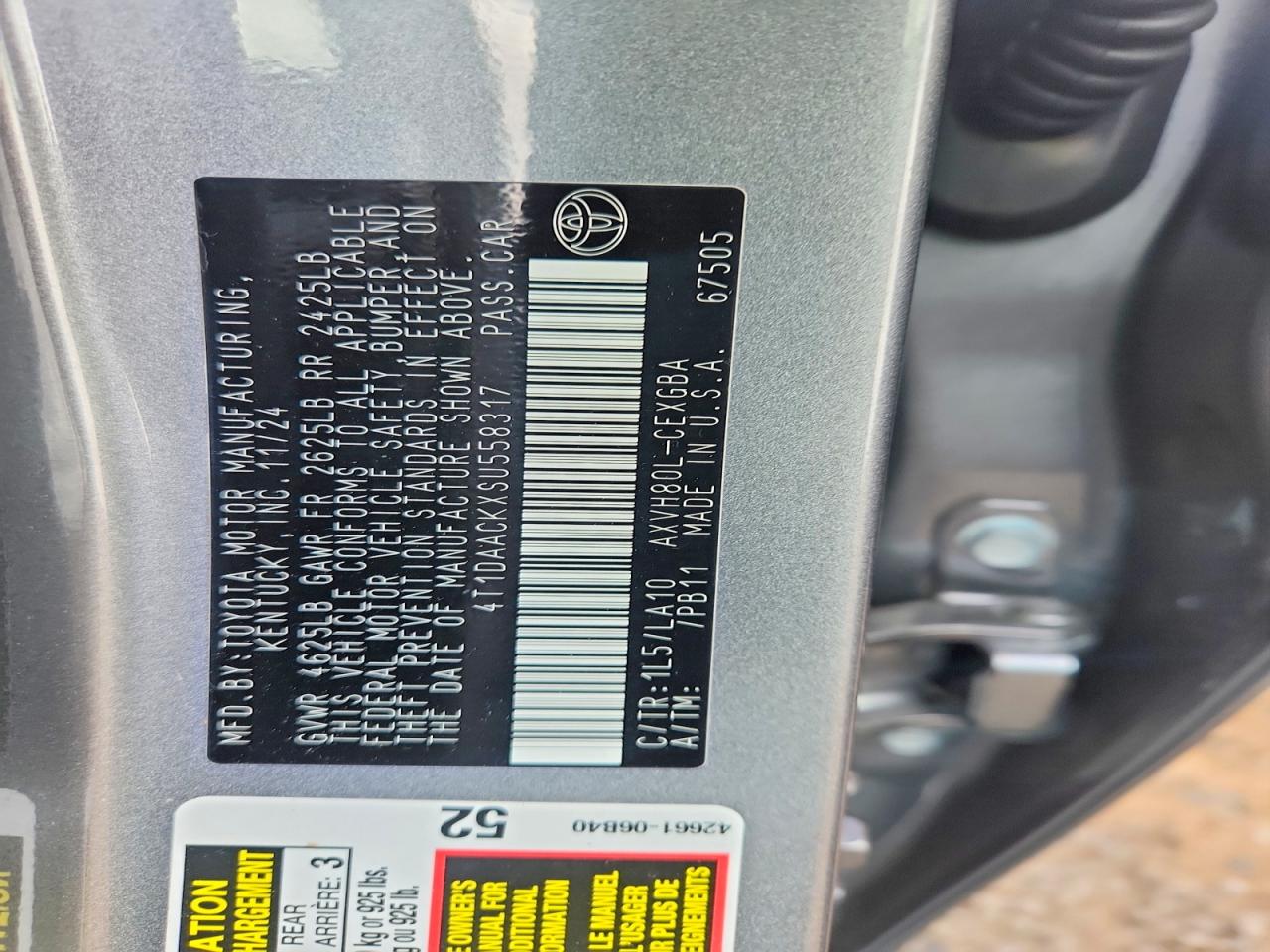 2025 TOYOTA CAMRY XLE photo 23