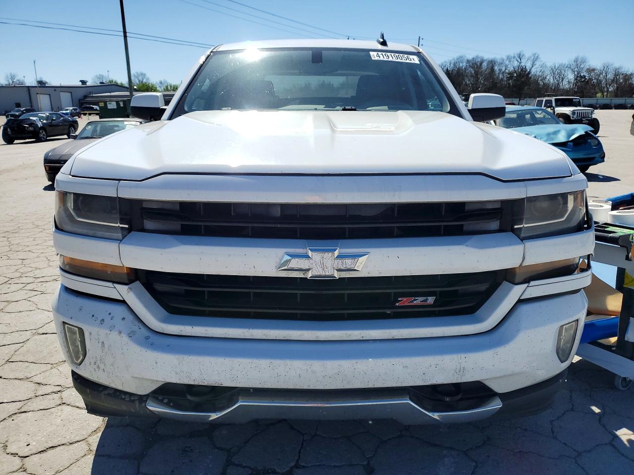 2016 CHEVROLET SILVERADO K1500 LT photo 5