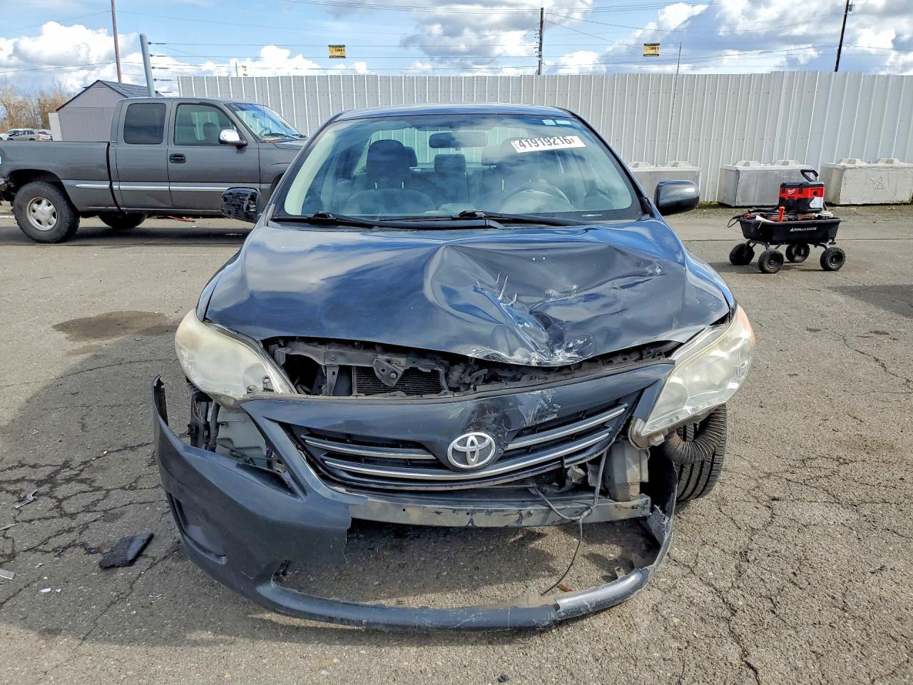 2013 TOYOTA COROLLA LE photo 5
