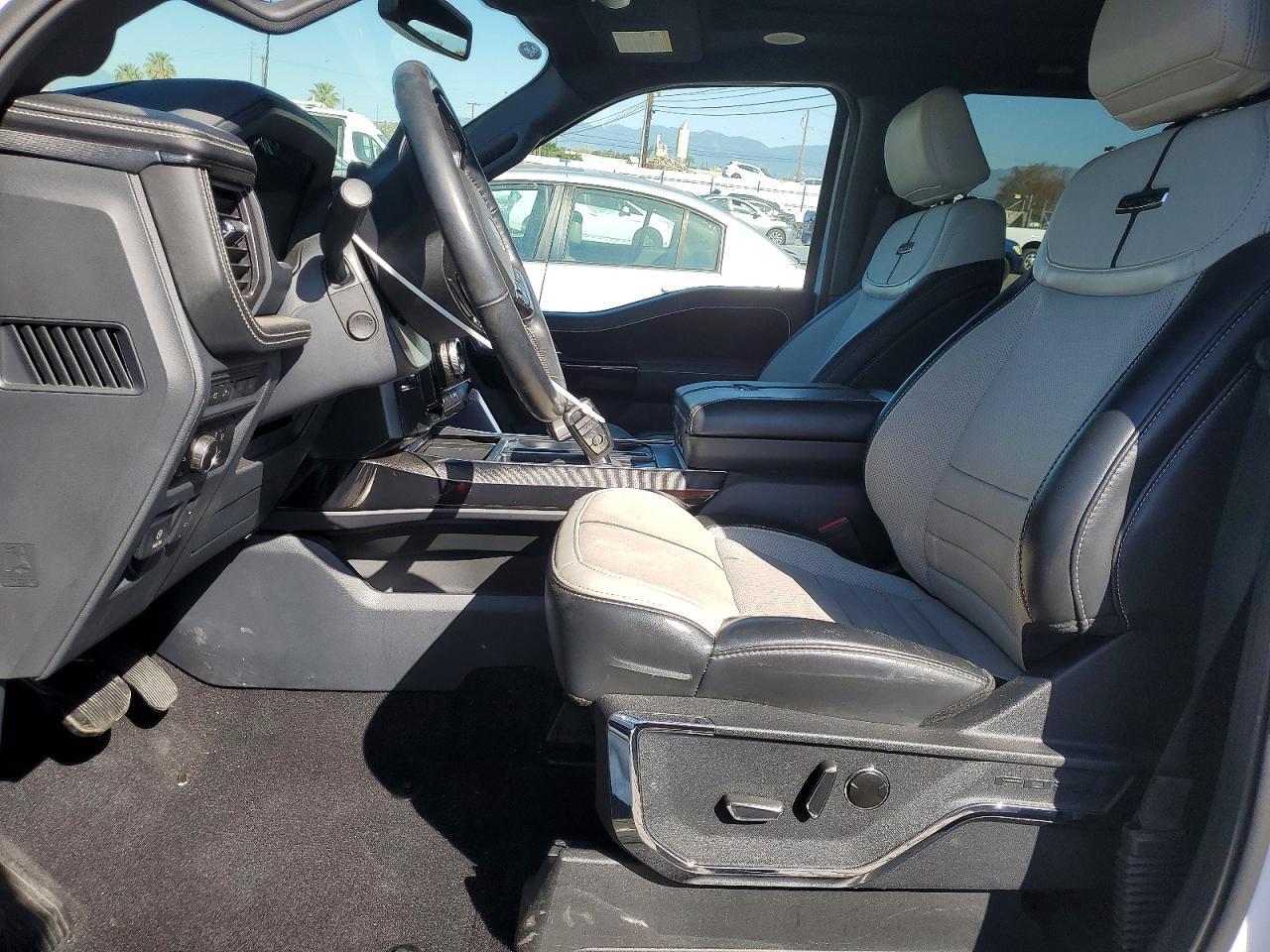 2023 FORD F150 LIGHTNING PRO photo 13
