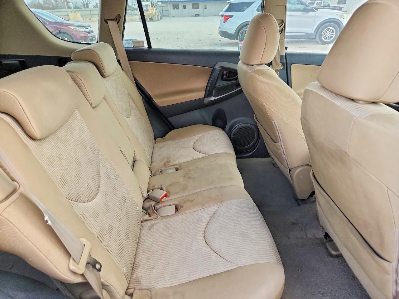 2010 TOYOTA RAV4 BASE photo 21