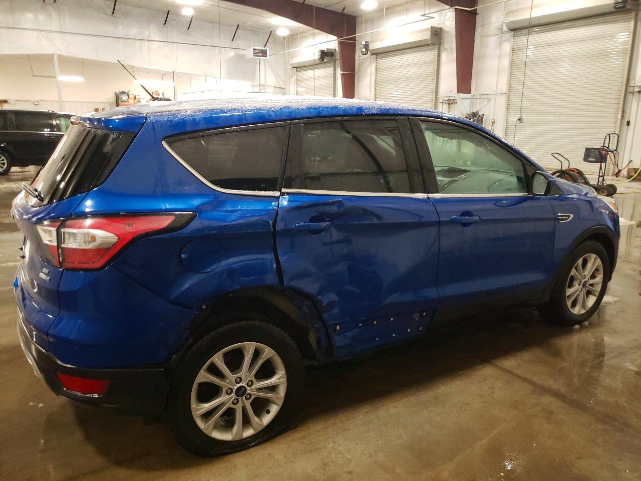 2017 FORD ESCAPE SE photo 5