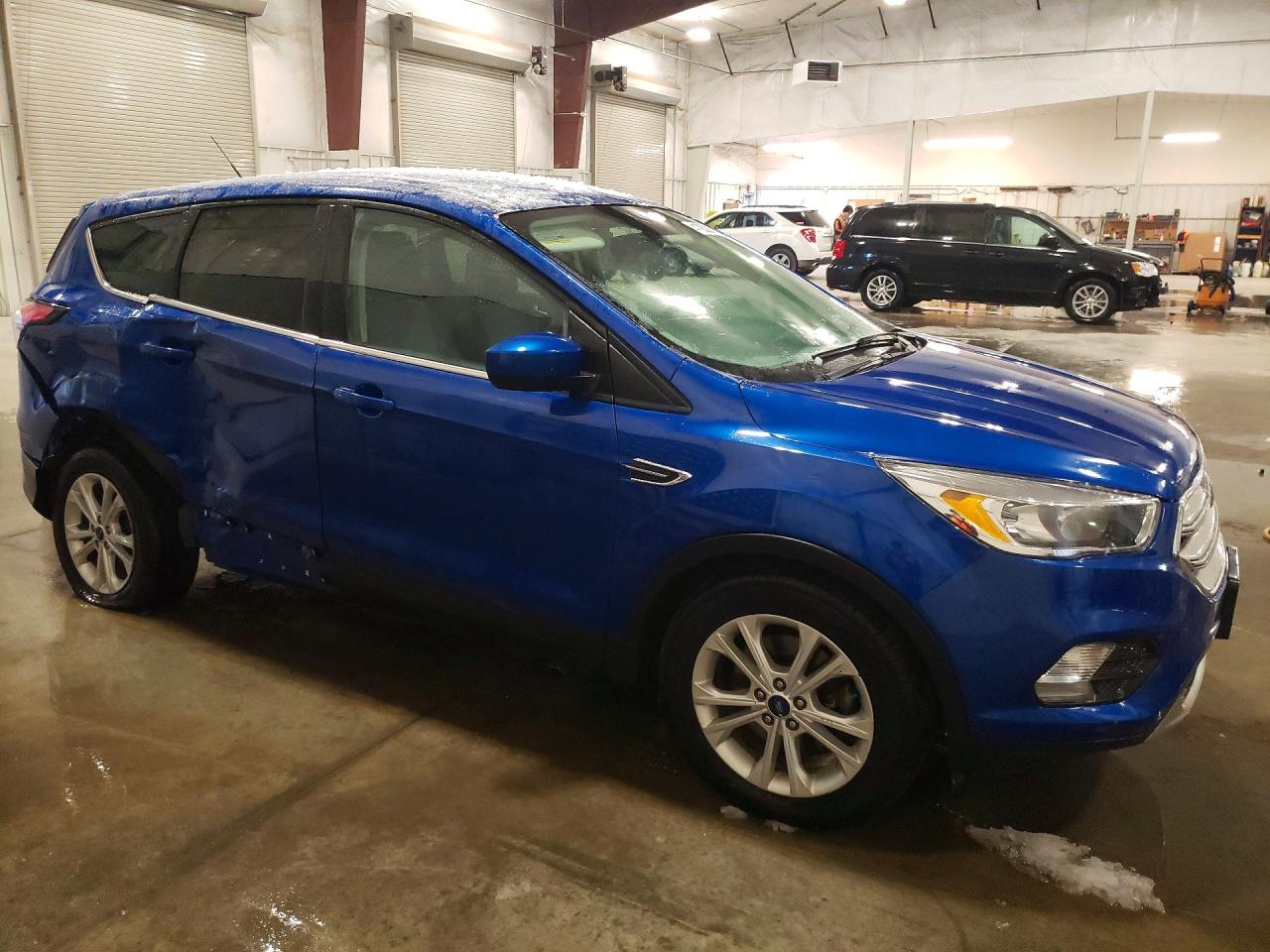 2017 FORD ESCAPE SE photo 7