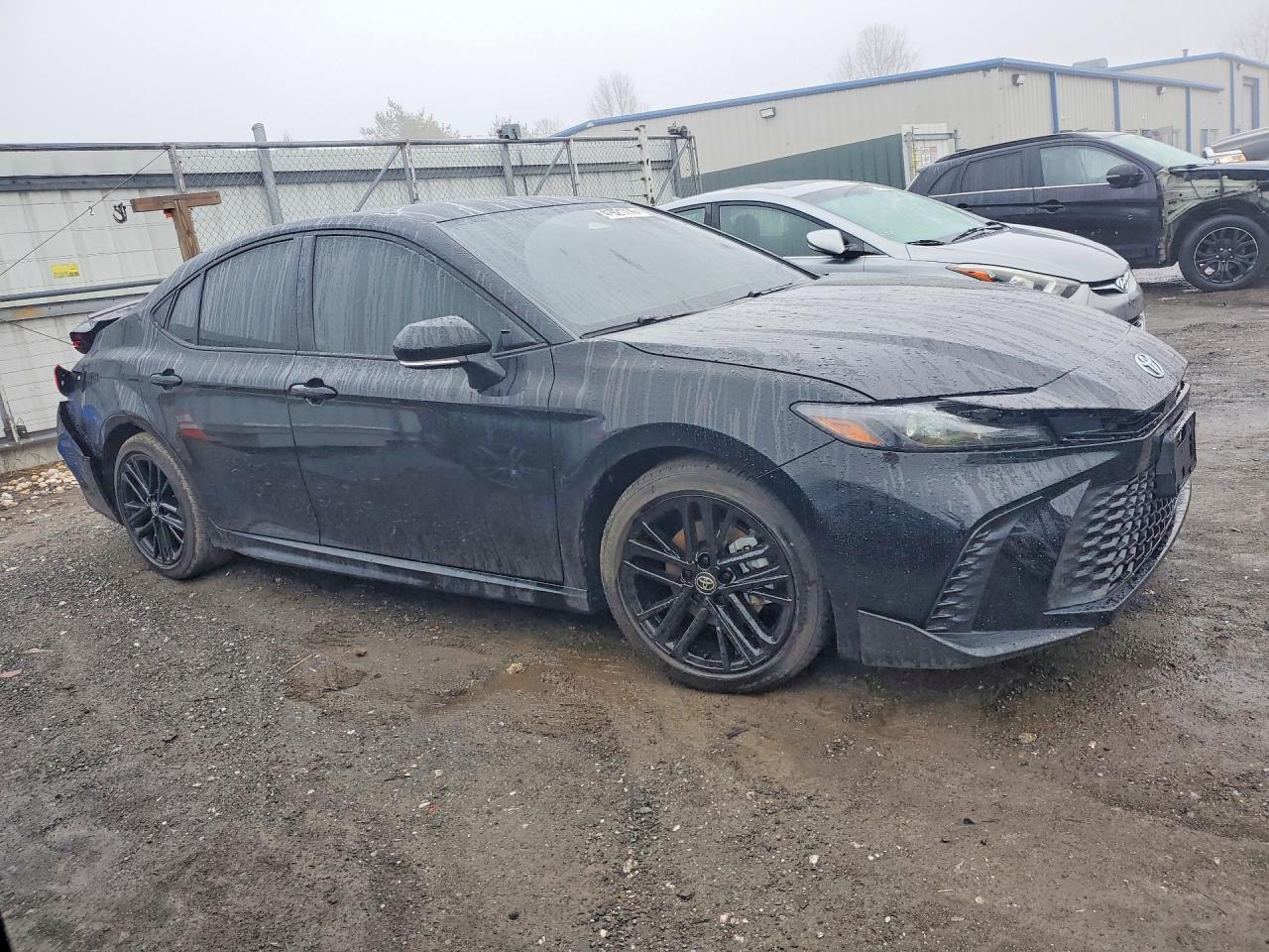 2025 TOYOTA CAMRY SE photo 4