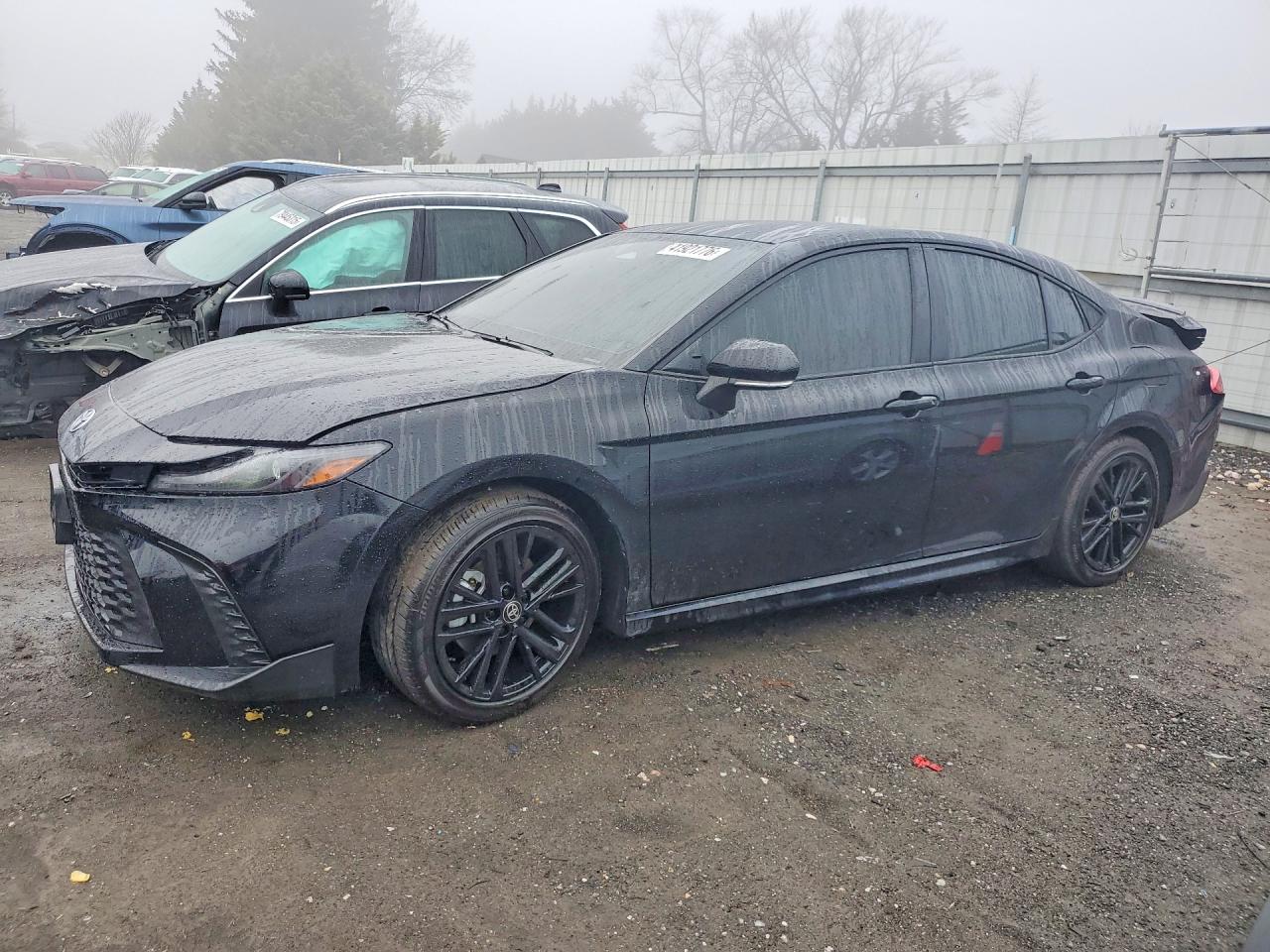 2025 TOYOTA CAMRY