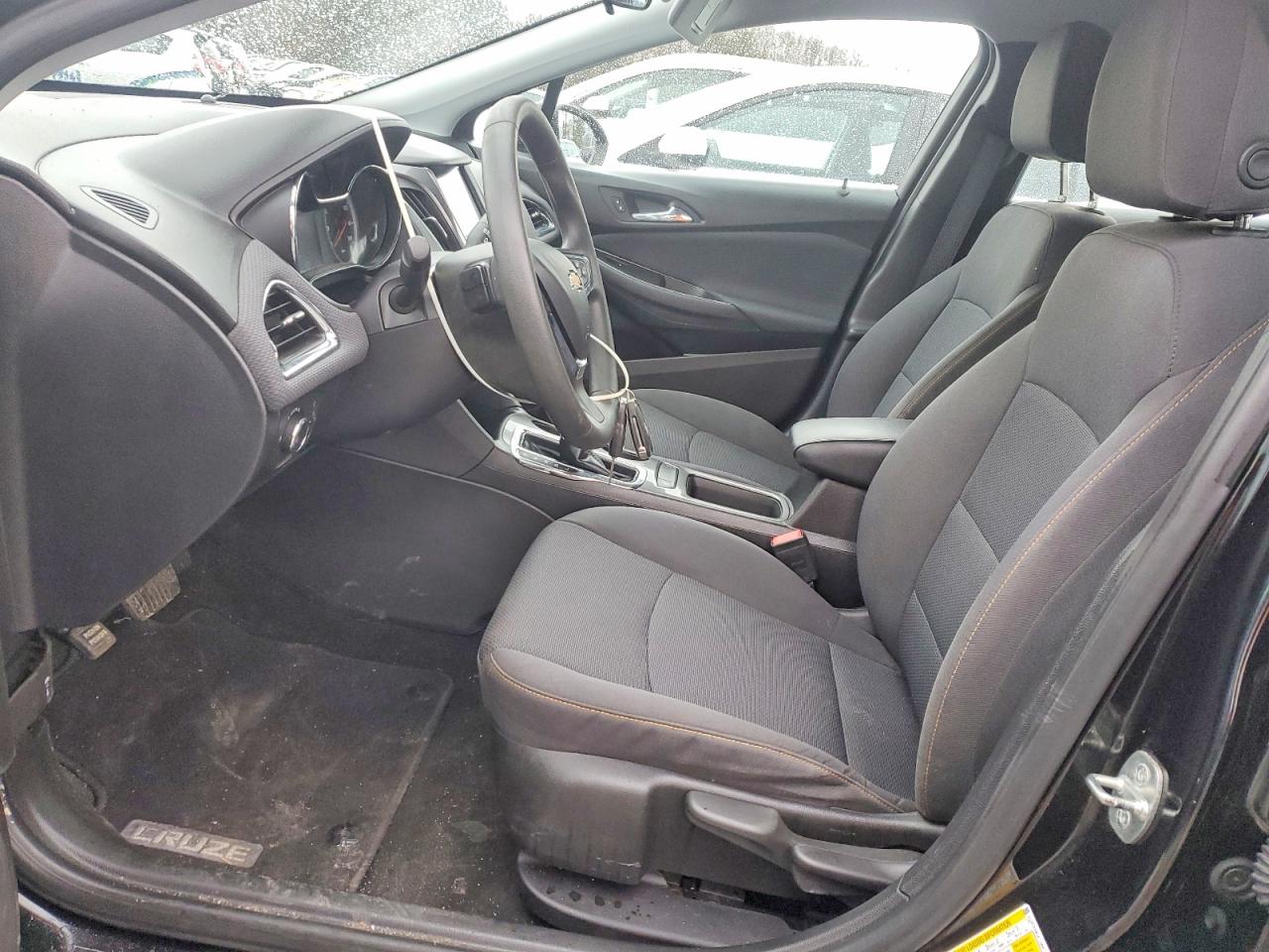 2019 CHEVROLET CRUZE LS photo 19