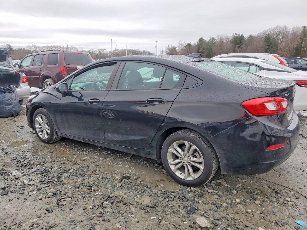 2019 CHEVROLET CRUZE LS photo 4
