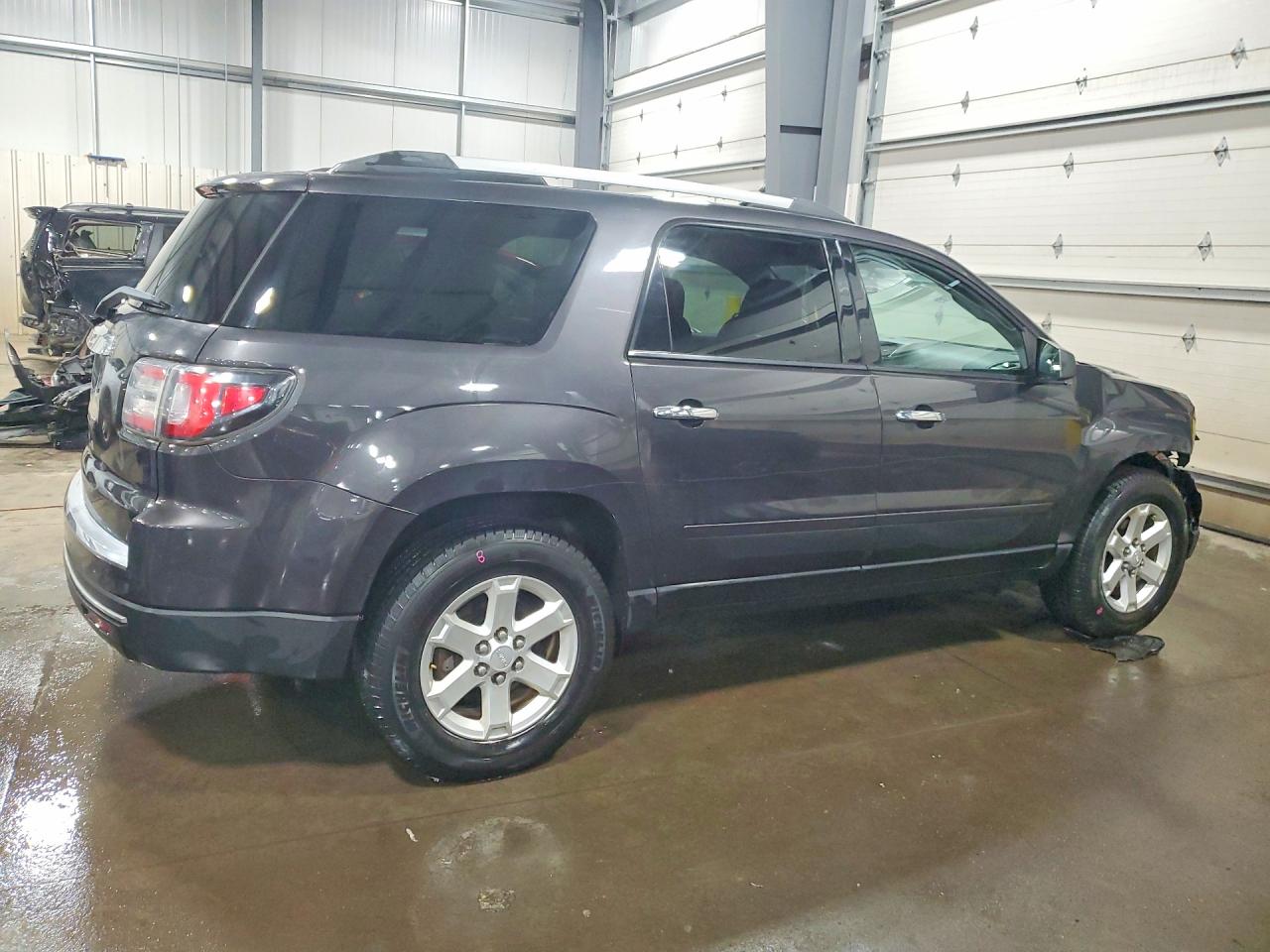 2015 GMC ACADIA SLE photo 3