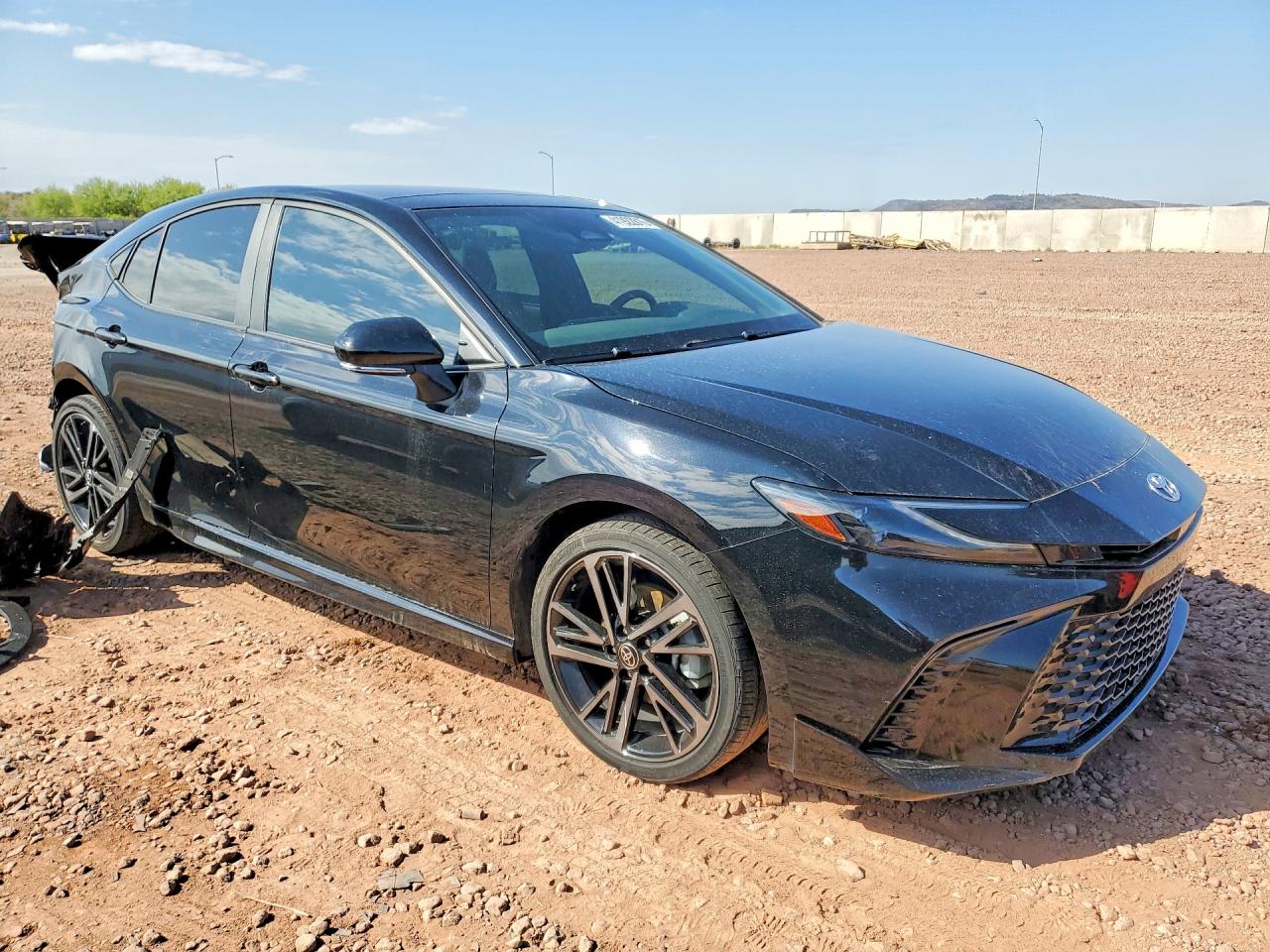 2025 TOYOTA CAMRY XSE photo 7