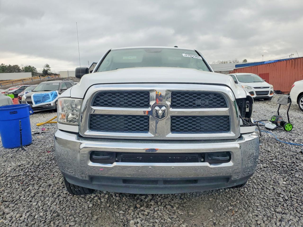 2017 RAM 2500 SLT photo 5