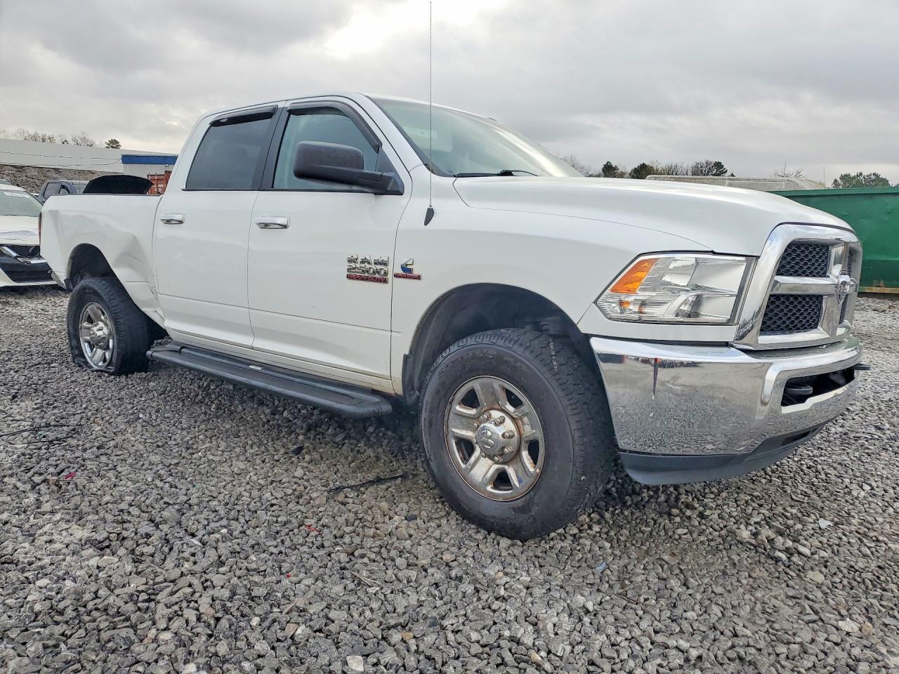 2017 RAM 2500 SLT photo 4