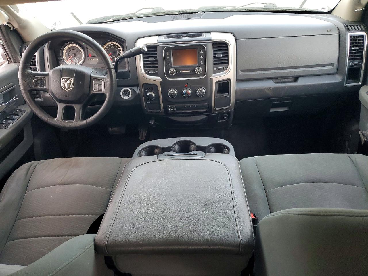 2017 RAM 2500 SLT photo 8