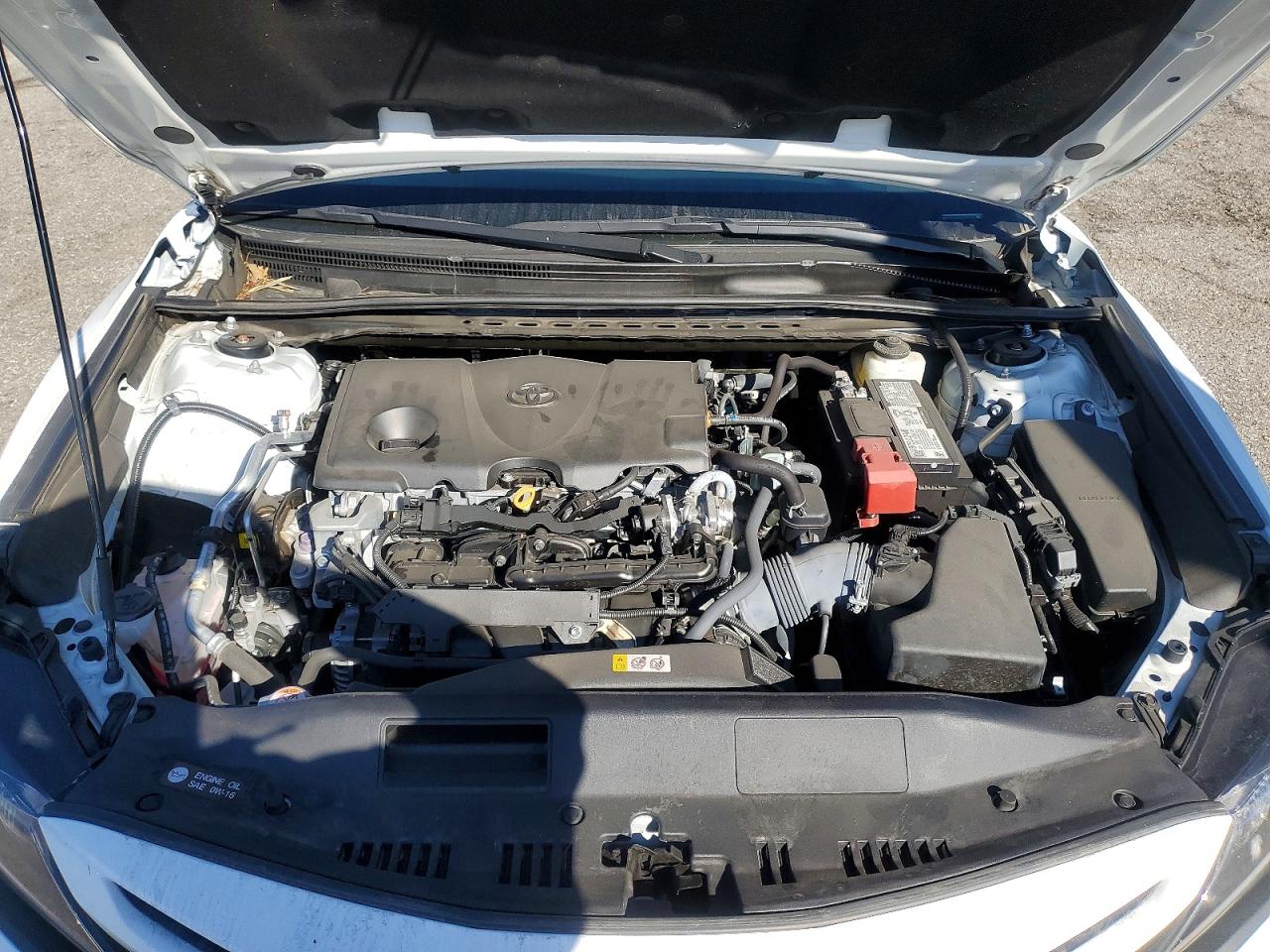 2021 TOYOTA CAMRY SE photo 21