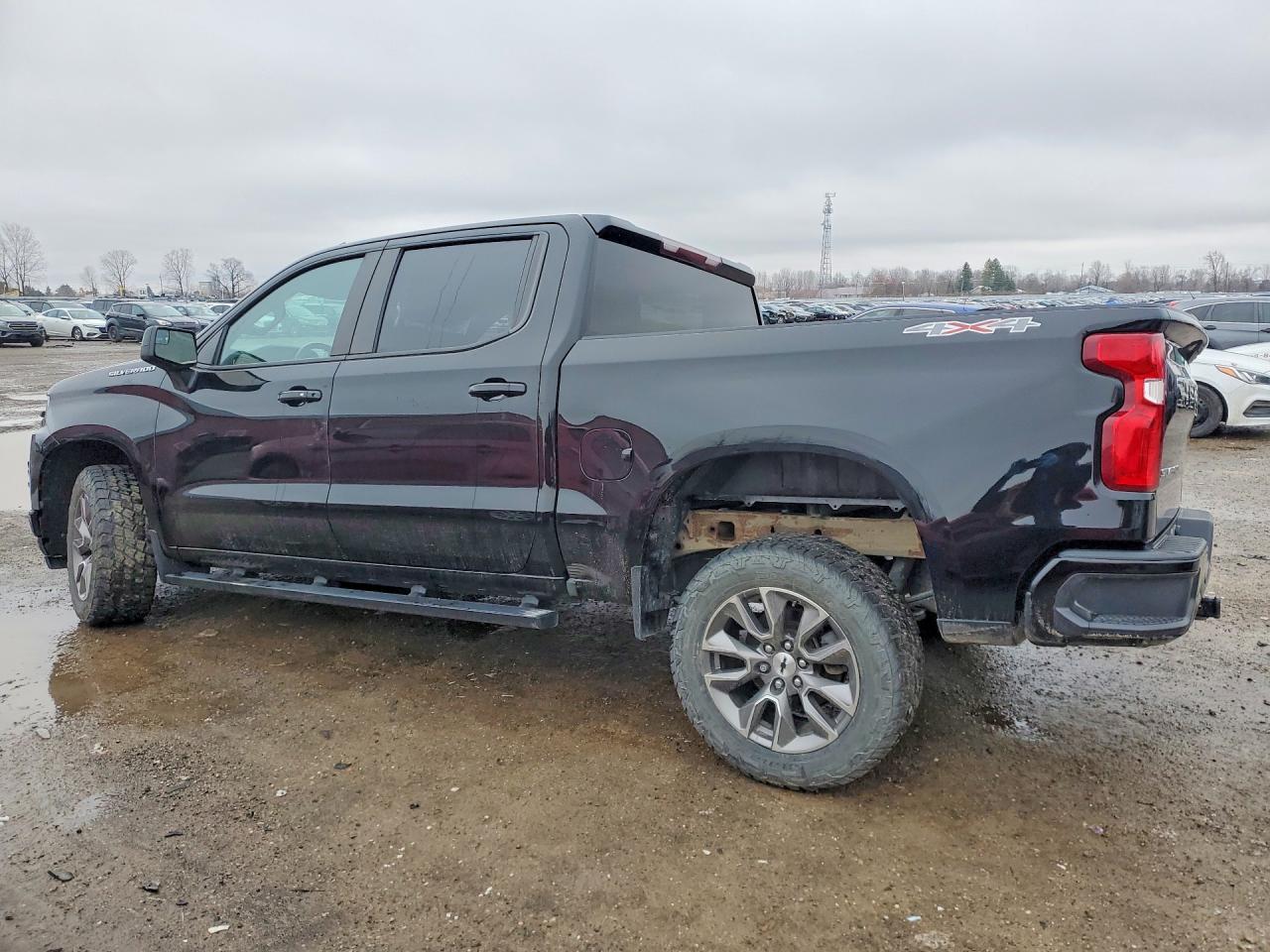 2021 CHEVROLET SILVERADO K1500 RST photo 4