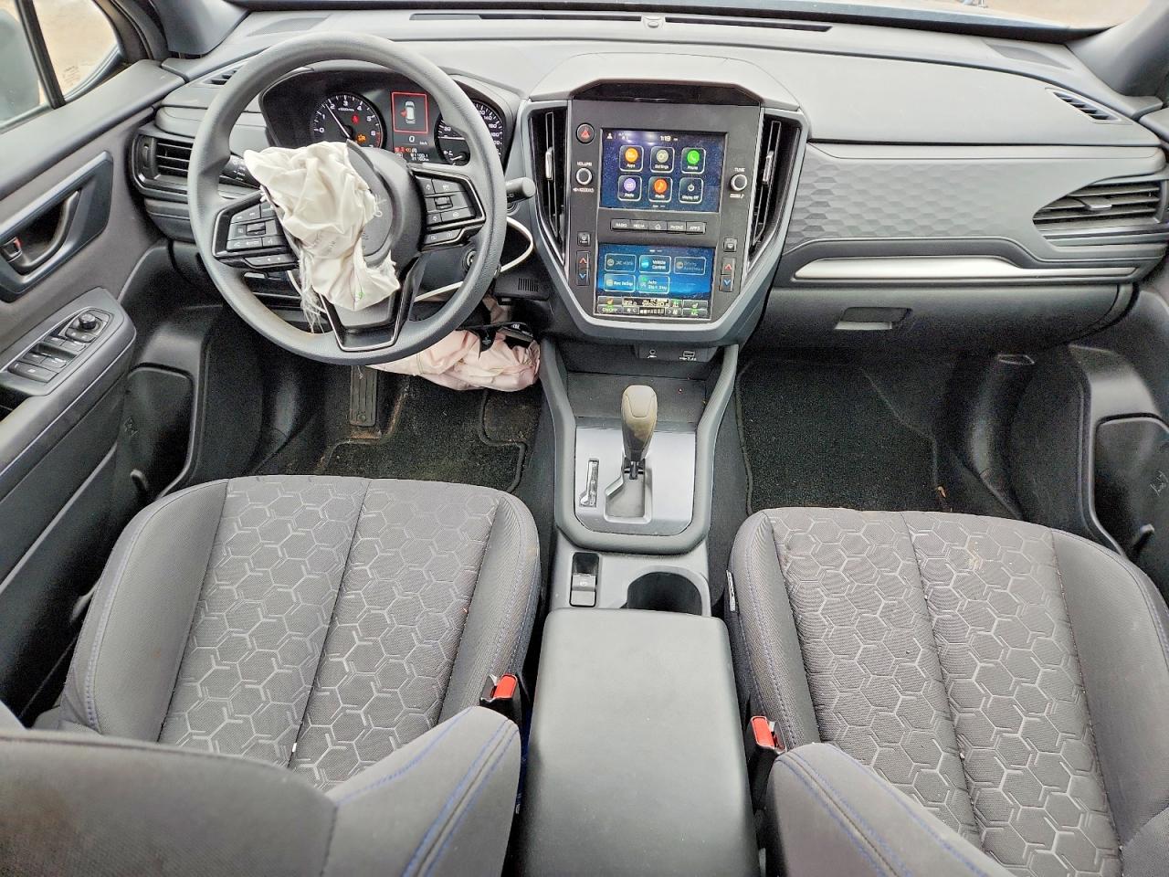 2025 SUBARU FORESTER photo 22
