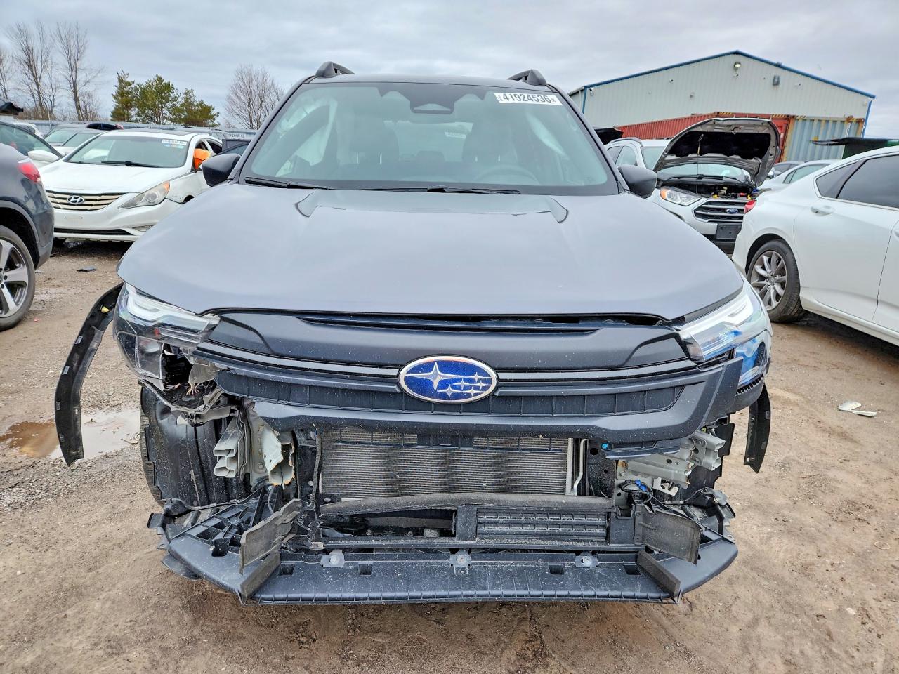 2025 SUBARU FORESTER photo 13