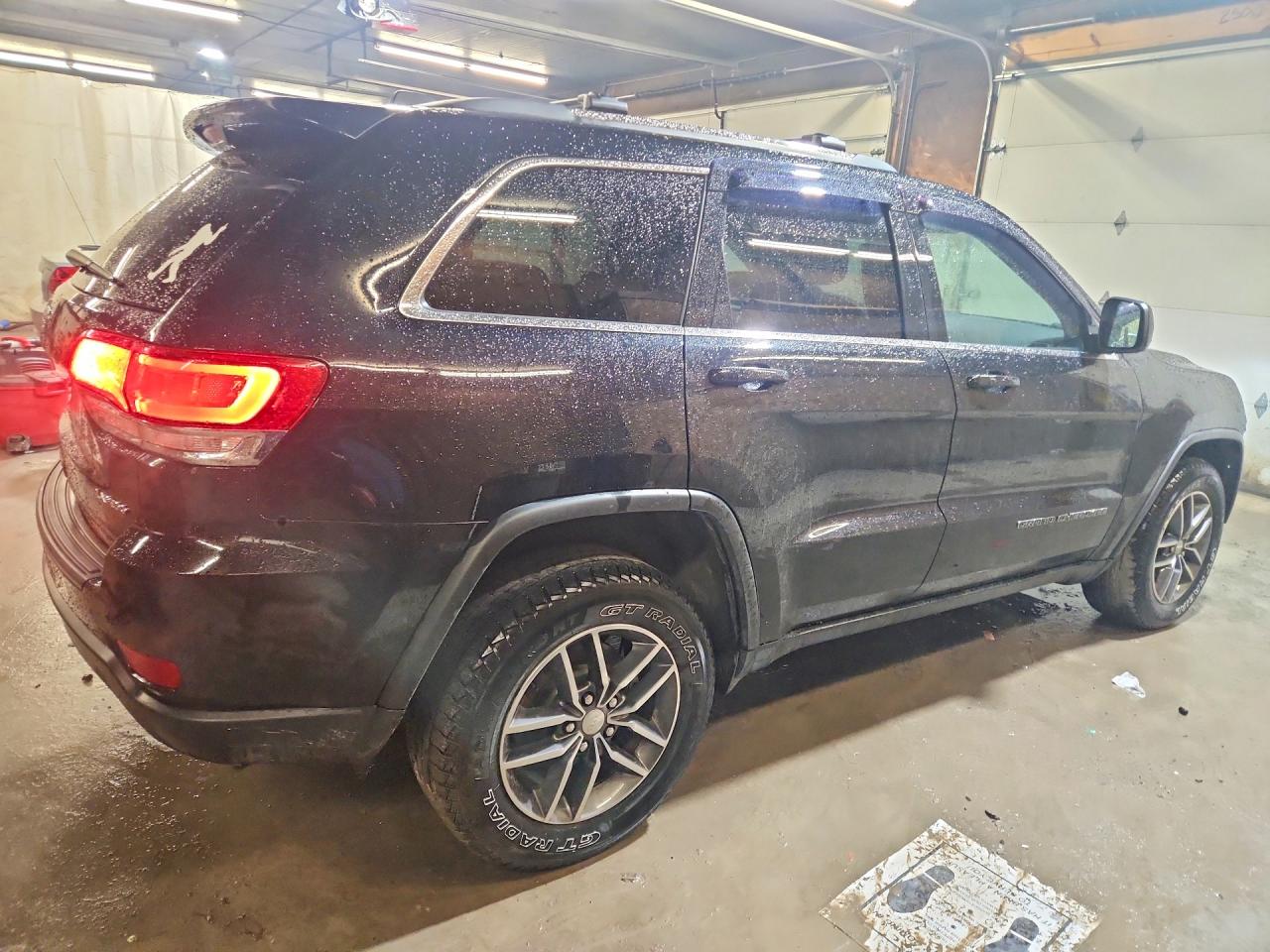 2018 JEEP GRAND CHEROKEE LAREDO photo 5