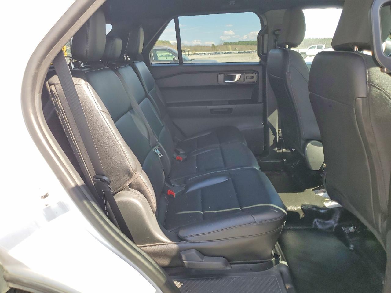 2023 FORD EXPLORER POLICE INTERCEPTOR photo 31