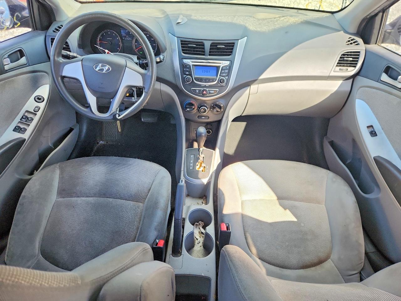 2012 HYUNDAI ACCENT GLS photo 8