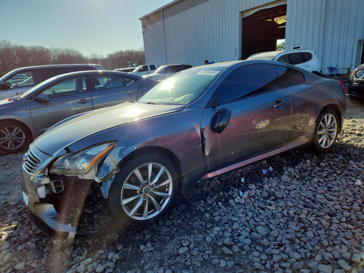 2011 INFINITI G37 COUPE