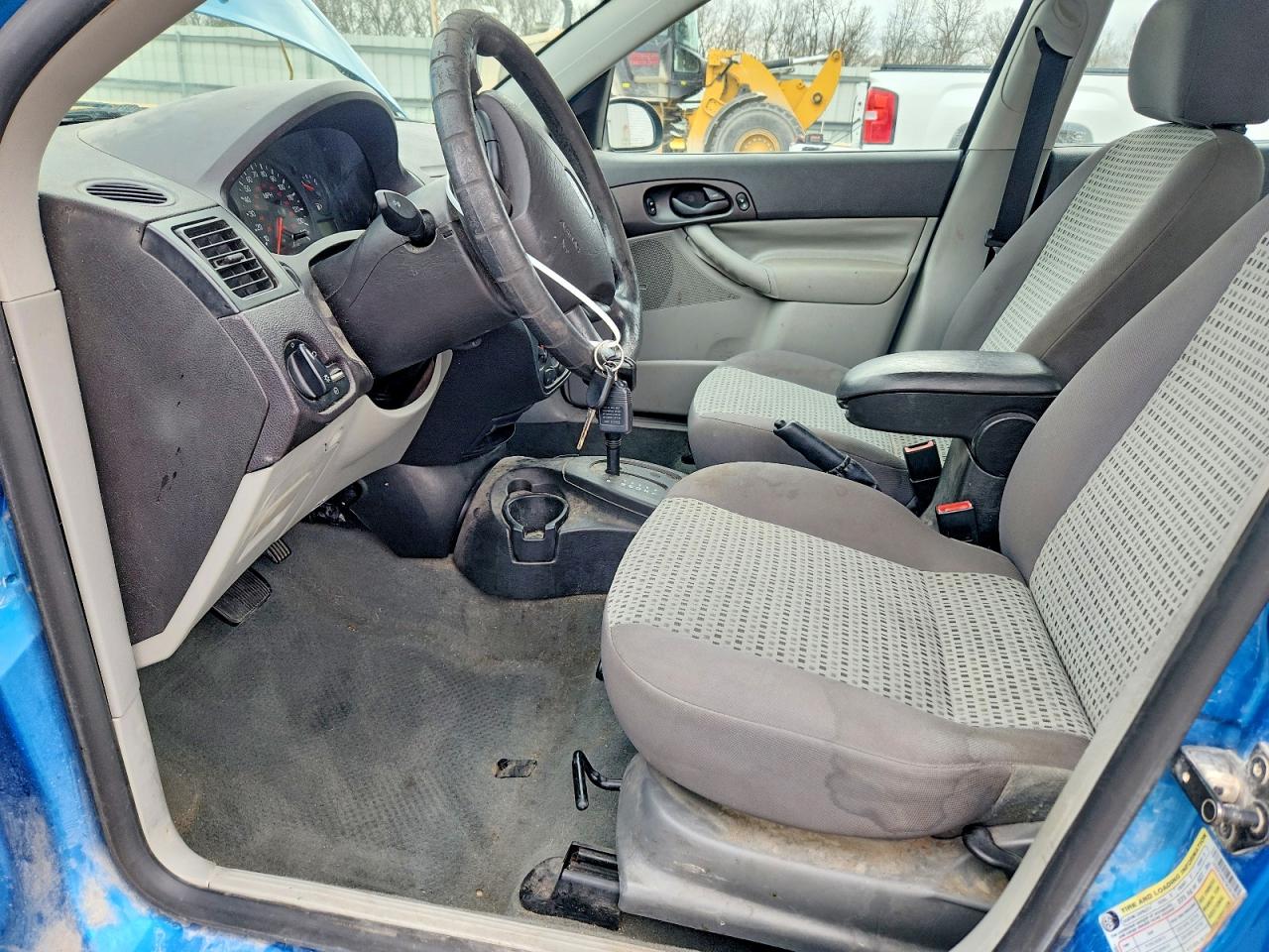 2007 FORD FOCUS ZX4 photo 7