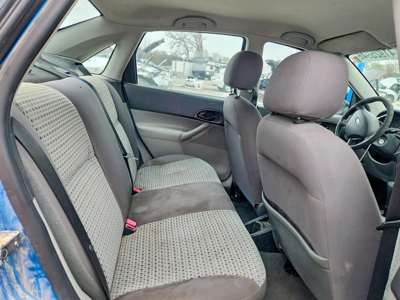 2007 FORD FOCUS ZX4 photo 10