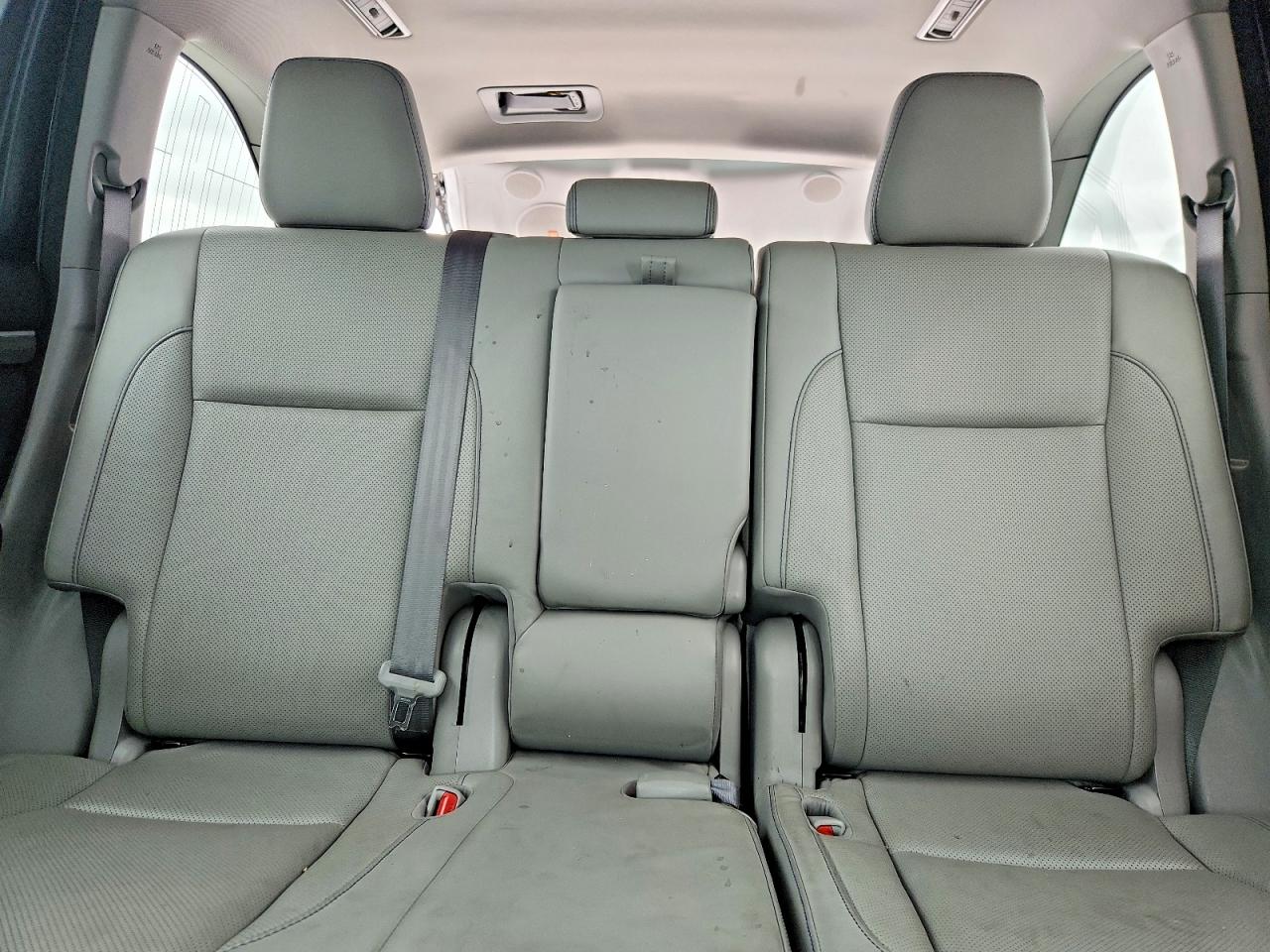 2018 TOYOTA HIGHLANDER LIMITED photo 28