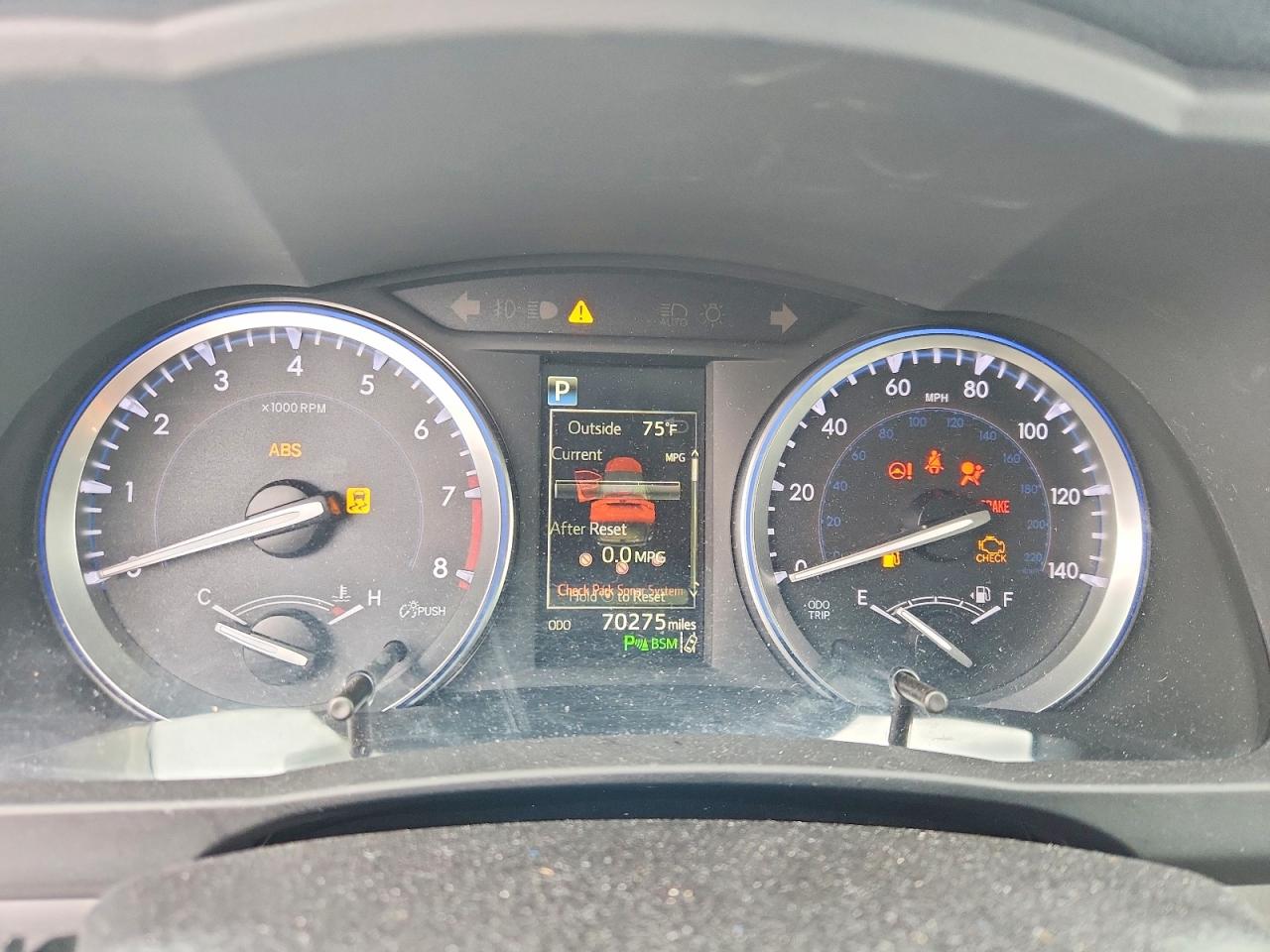2018 TOYOTA HIGHLANDER LIMITED photo 25