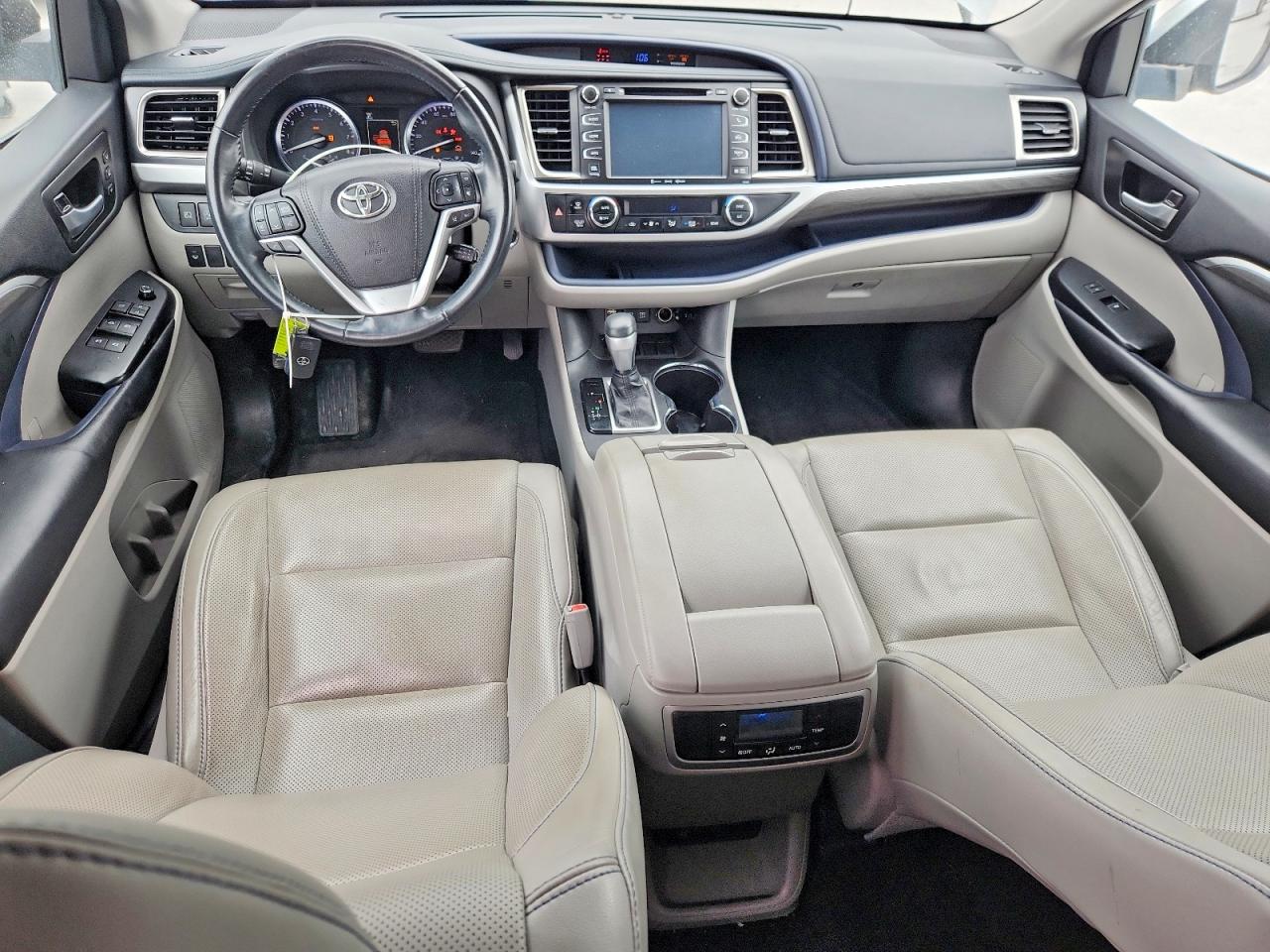 2018 TOYOTA HIGHLANDER LIMITED photo 22