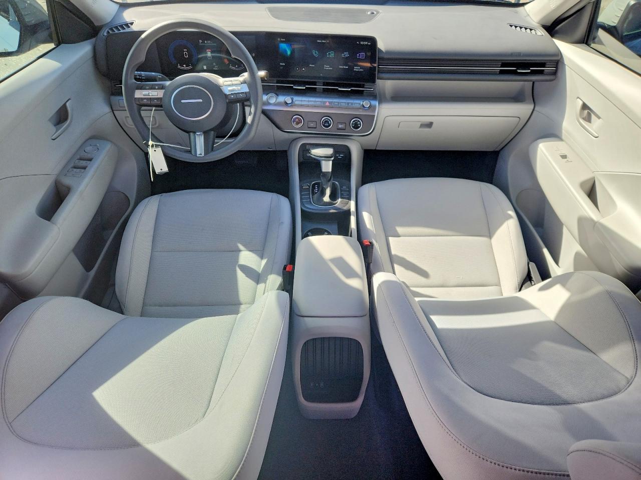 2025 HYUNDAI KONA SE photo 15