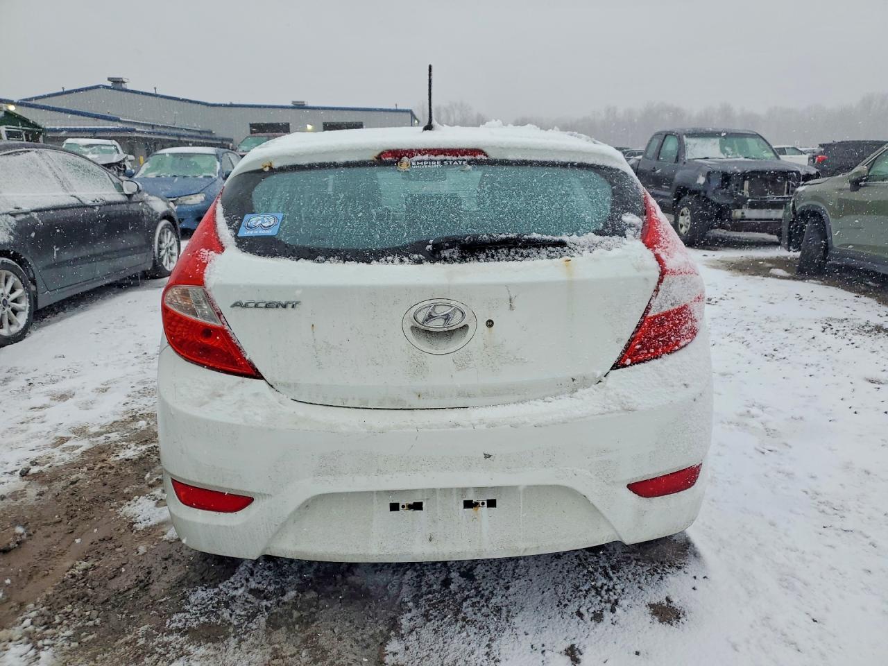 2015 HYUNDAI ACCENT GS photo 6