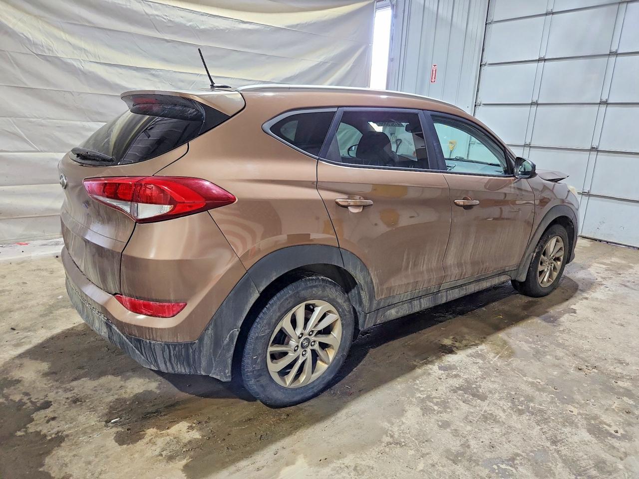2016 HYUNDAI TUCSON photo 7