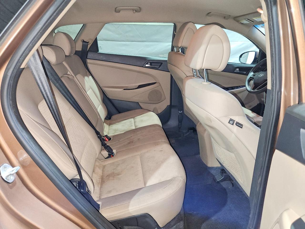 2016 HYUNDAI TUCSON photo 31