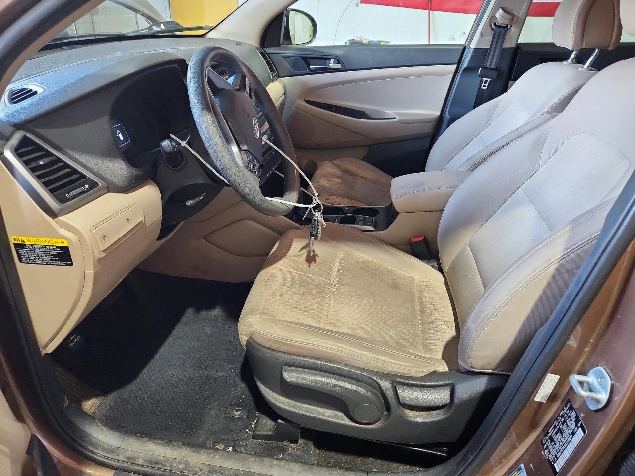 2016 HYUNDAI TUCSON photo 19