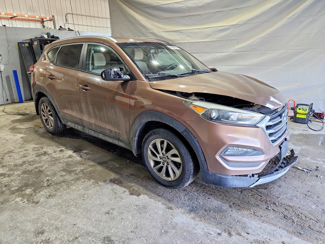 2016 HYUNDAI TUCSON photo 10