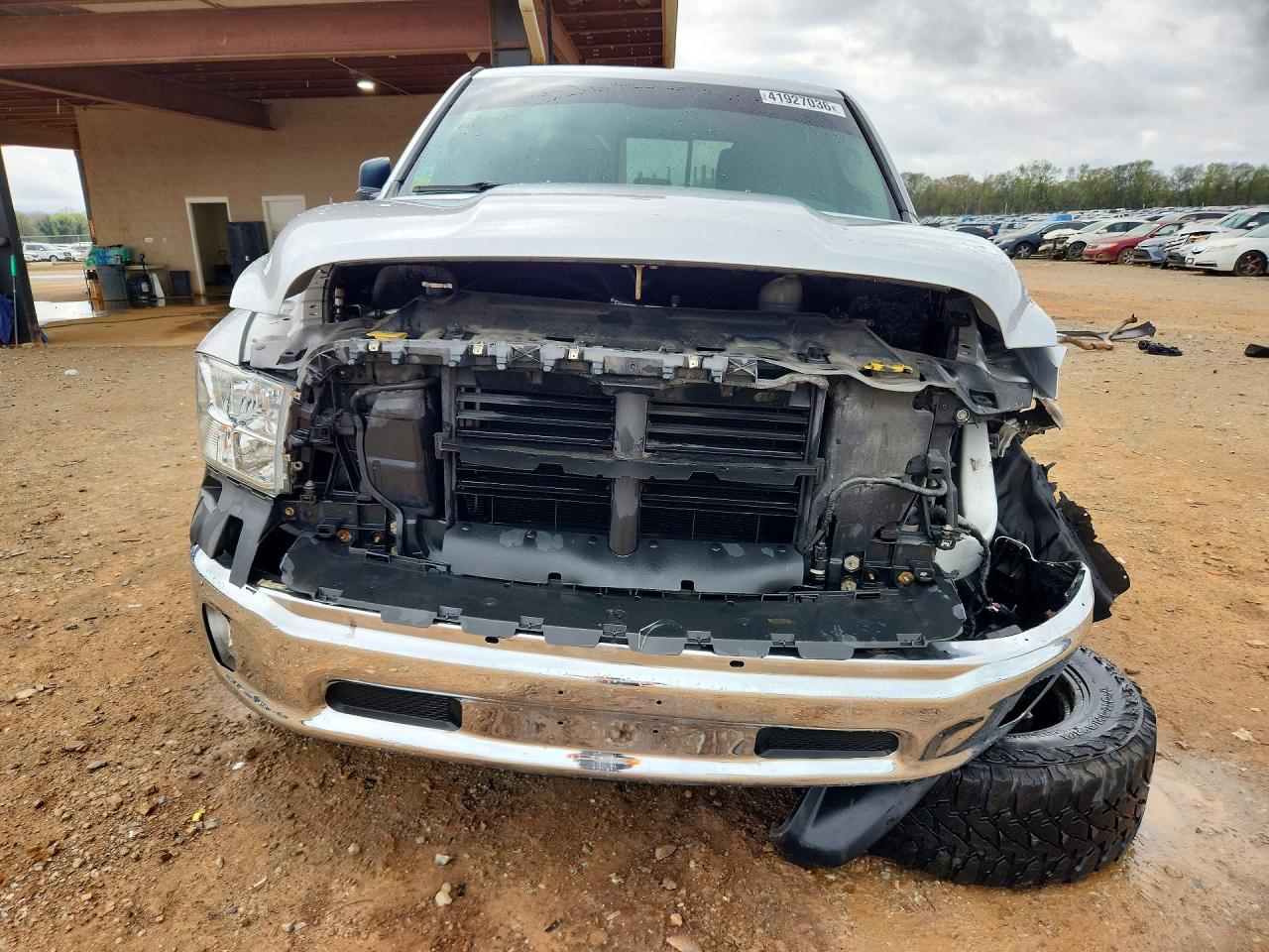2014 RAM 1500 SLT photo 5