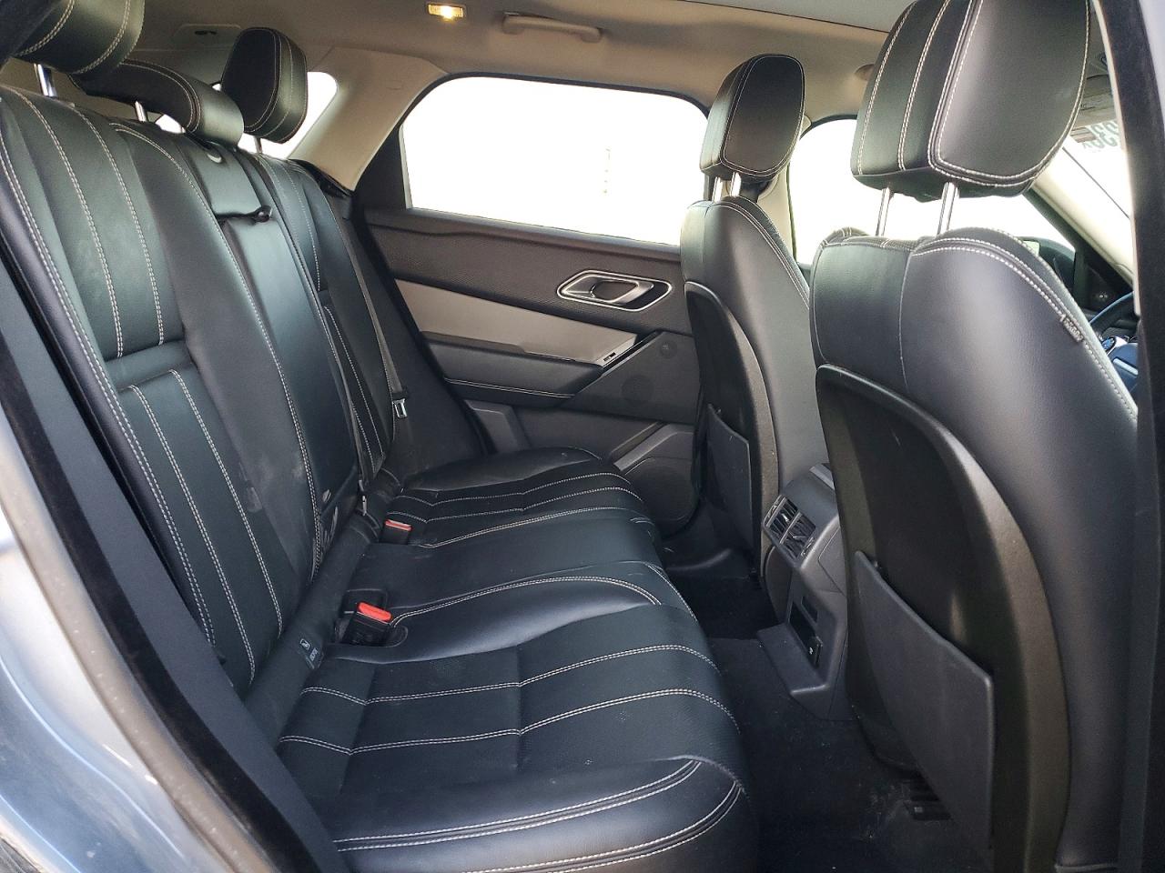 2020 LAND ROVER RANGE ROVER VELAR S photo 11