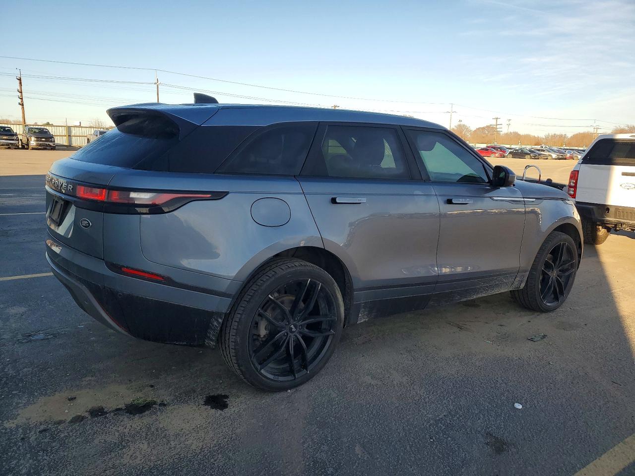 2020 LAND ROVER RANGE ROVER VELAR S photo 3