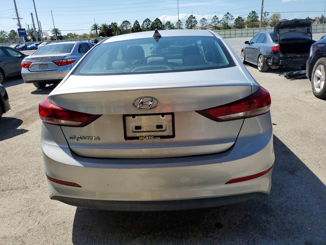 2017 HYUNDAI ELANTRA SE photo 11